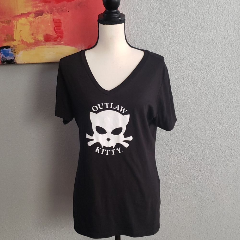 Outlaw Kitty Tee!